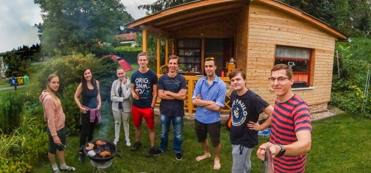 Liga stínů na chatě